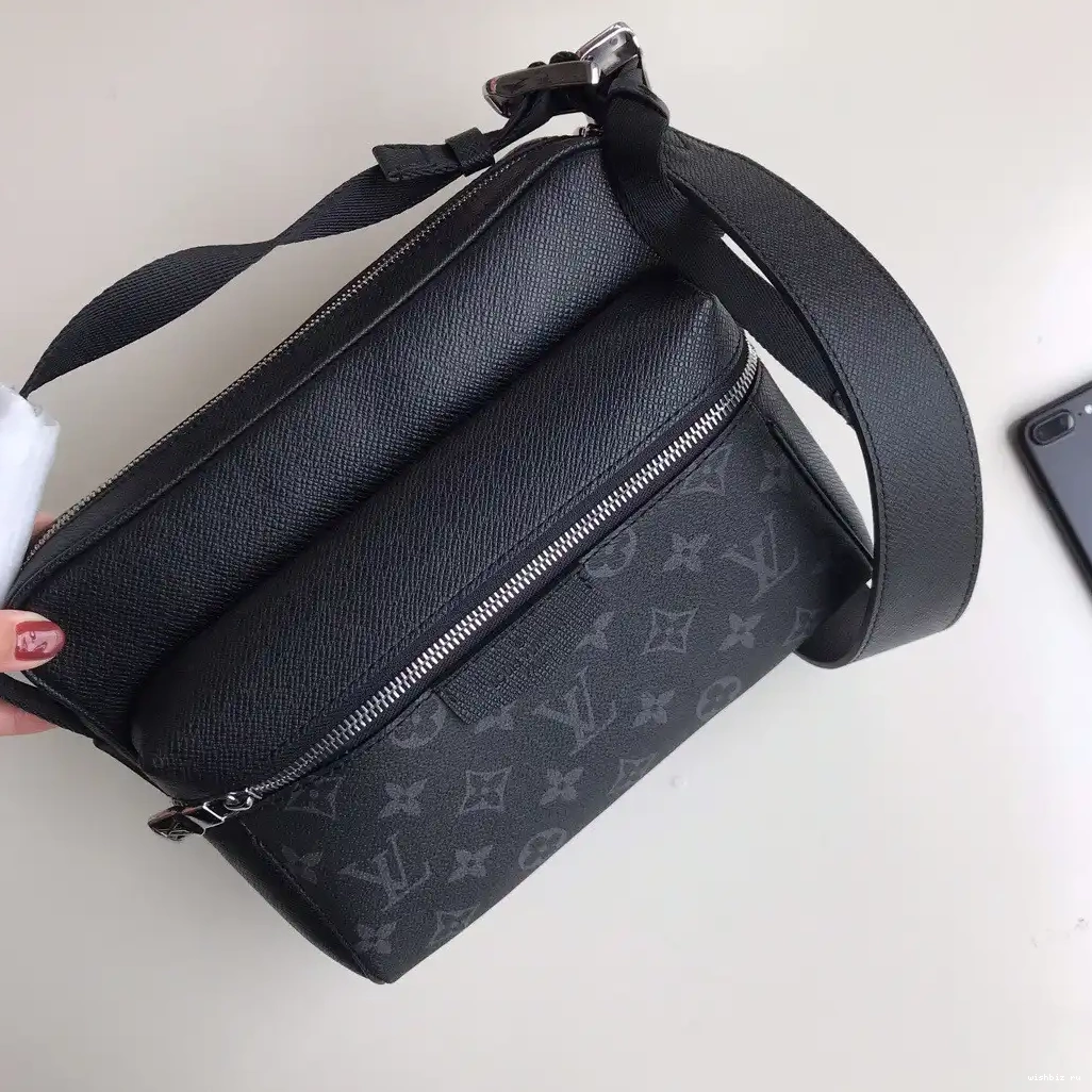 WIS Louis Messenger Vuitton 0420